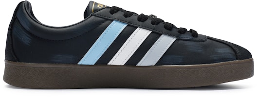 【訂製球鞋】adidas neo Vl Court 811製作 信仰不滅 克羅心 牛仔縫補 低筒 板鞋 男女同款 黑藍白灰 Lookbook 【訂製球鞋】adidas neo Vl Court 811製作 信仰不滅 克羅心 牛仔縫補 低筒 板鞋 男女同款 黑藍白灰