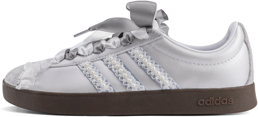 【訂製球鞋】 adidas neo Vl Court 淺墨染指 芭蕾愛麗絲 甜妹風 珍珠花邊 低筒 板鞋 男女同款 銀白 Order 【訂製球鞋】 adidas neo Vl Court 淺墨染指 芭蕾愛麗絲 甜妹風 珍珠花邊 低筒 板鞋 男女同款 銀白