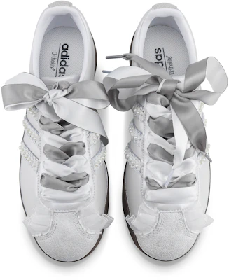 【訂製球鞋】 adidas neo Vl Court 淺墨染指 芭蕾愛麗絲 甜妹風 珍珠花邊 低筒 板鞋 男女同款 銀白 Purchase 【訂製球鞋】 adidas neo Vl Court 淺墨染指 芭蕾愛麗絲 甜妹風 珍珠花邊 低筒 板鞋 男女同款 銀白