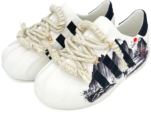 아디다스 아디폼 슈퍼스타 '먹물 풍경' (커스텀) HQ8750(Team2-水墨山水) Lookbook 아디다스 아디폼 슈퍼스타 '먹물 풍경' (커스텀) HQ8750(Team2-水墨山水)