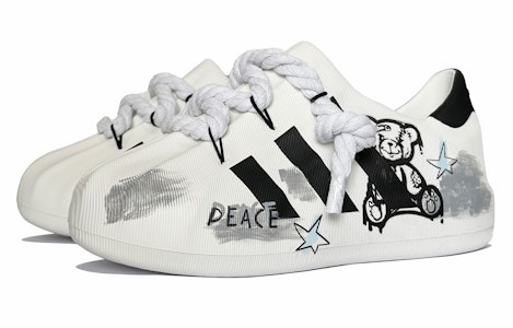 アディフォーム Superstar "ベアープランク" (グレー/ホワイト) HQ8750(TeamK-小熊恶作剧) Shop アディフォーム Superstar "ベアープランク" (グレー/ホワイト) HQ8750(TeamK-小熊恶作剧)