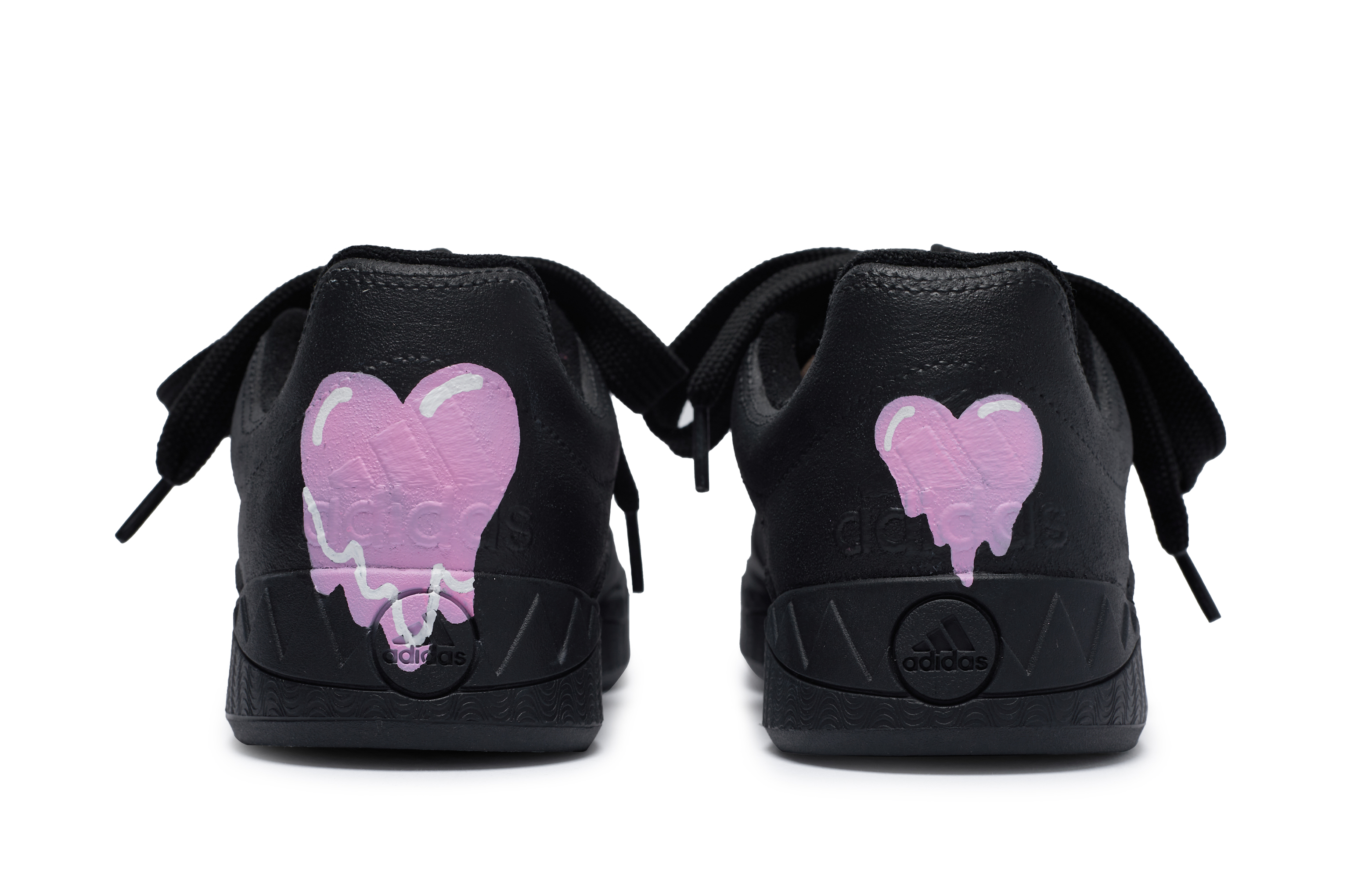 Purchase 【訂製球鞋】adidas originals Adimatic 811製造 心動狙擊 甜酷 愛心 低筒 板鞋 男女同款 黑粉