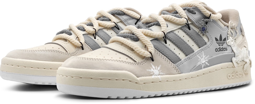 【訂製球鞋】adidas originals FORUM 雪中麋鹿 玩趣藝術 雪花 聖誕 特別禮盒 解構雙鞋帶 低筒 板鞋 男女同款 淺灰 Shop 【訂製球鞋】adidas originals FORUM 雪中麋鹿 玩趣藝術 雪花 聖誕 特別禮盒 解構雙鞋帶 低筒 板鞋 男女同款 淺灰