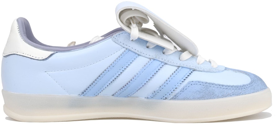 【客製化球鞋】adidas originals Gazelle 仲夏蝶舞 低筒 滑板鞋 男女通用 藍白 Lookbook 【客製化球鞋】adidas originals Gazelle 仲夏蝶舞 低筒 滑板鞋 男女通用 藍白