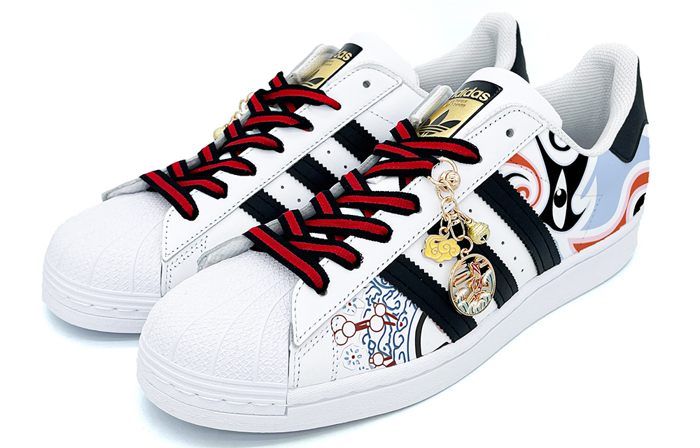 Shop [Sepatu Custom] adidas Originals Superstar 'Blue Ink Peking Opera' EG4958(Team2-国潮水墨脸谱)