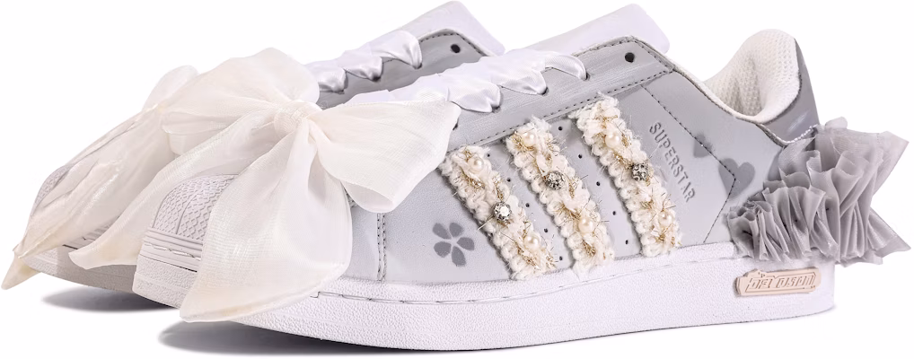 【定製球鞋】adidas originals Superstar 達文西定製 星蔚 婚鞋 愛心 蕾絲 低筒 帆布鞋 男女同款 灰 Buy 【定製球鞋】adidas originals Superstar 達文西定製 星蔚 婚鞋 愛心 蕾絲 低筒 帆布鞋 男女同款 灰