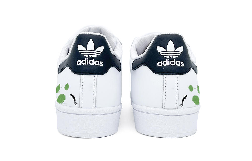 Shop [Zapatos Personalizados] adidas Originals Superstar 'Danqing Jinli Negro' EG4958(Team2--丹青锦鲤)