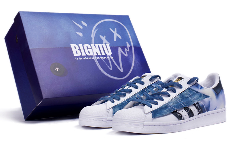 [Custom Shoes] adidas Originals Superstar 'Deconstructed American Retro Washed Denim Hand-Painted Graffiti Vibe'