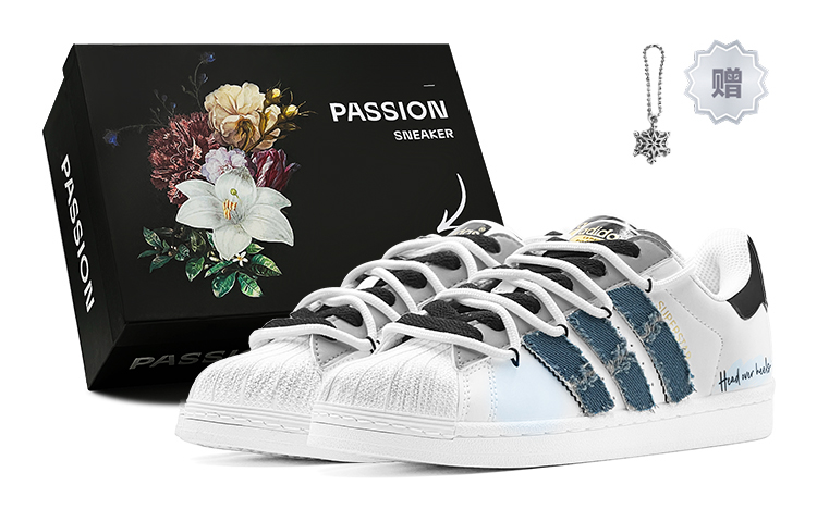 Buy 【訂製運動鞋】adidas originals SUPERSTAR 街頭風格 解構風 牛仔布 特製鞋盒 防滑 低筒 滑板鞋 男女款 藍白