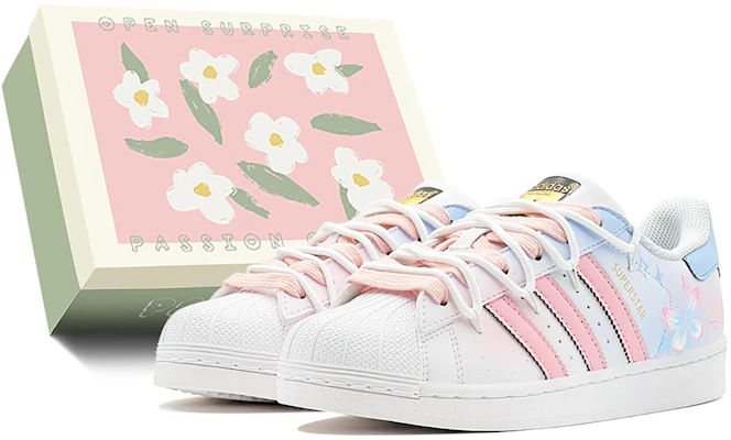 【訂製球鞋】 adidas originals SUPERSTAR 雙節禮餚 幻彩蝴蝶 特殊鞋盒 鴛鴦配色設計 低筒 板鞋 男女同款 粉藍 Buy 【訂製球鞋】 adidas originals SUPERSTAR 雙節禮餚 幻彩蝴蝶 特殊鞋盒 鴛鴦配色設計 低筒 板鞋 男女同款 粉藍