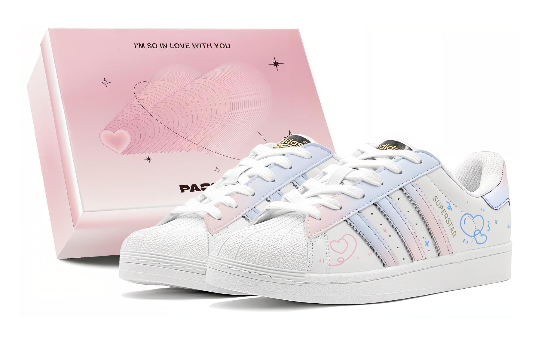 Buy [Kasur Custom] adidas Originals Superstar 'Hati Biru Merah Jambu' EG4958(TeamS2-粉紫爱心S-BOX)