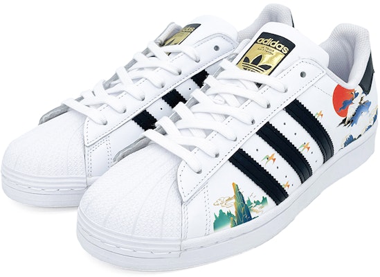 아디다스 오리지널 슈퍼스타 '적벽청월' (Adidas Originals Superstar 'Red Sun Blue') EG4958(Team2--红日当头) Lookbook 아디다스 오리지널 슈퍼스타 '적벽청월' (Adidas Originals Superstar 'Red Sun Blue') EG4958(Team2--红日当头)