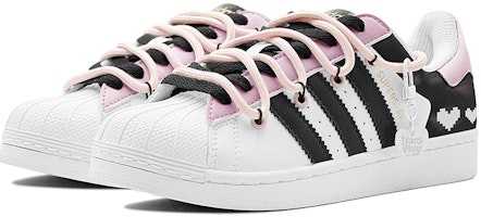 【客製化球鞋】adidas originals Superstar 浪漫520 像素愛心 解構設計 特殊鞋盒 低筒 休閒板鞋 男女款式 黑粉色 Shop 【客製化球鞋】adidas originals Superstar 浪漫520 像素愛心 解構設計 特殊鞋盒 低筒 休閒板鞋 男女款式 黑粉色