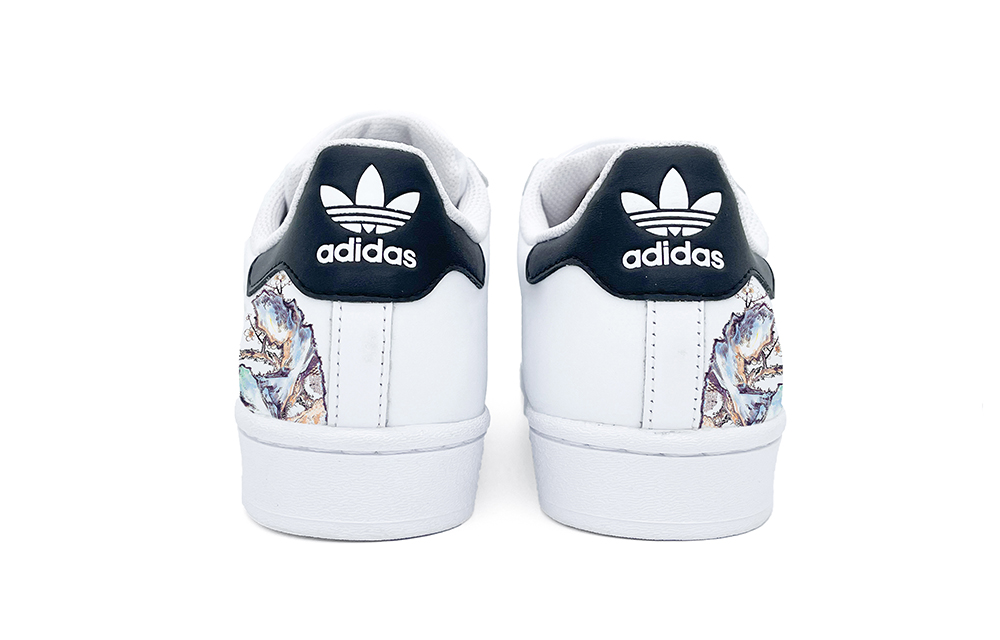 Shop [定制鞋] adidas Originals Superstar '雪白李子灰色' EG4958(Team2--似雪白梅)