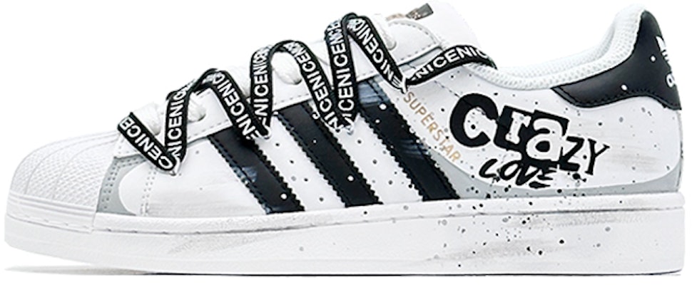 【カスタムシューズ】アディダスオリジナルス スーパースター「ストリートグラフィティ グレーホワイト」 EG4958(Team88-CRA爱情S-BOX) Buy 【カスタムシューズ】アディダスオリジナルス スーパースター「ストリートグラフィティ グレーホワイト」 EG4958(Team88-CRA爱情S-BOX)