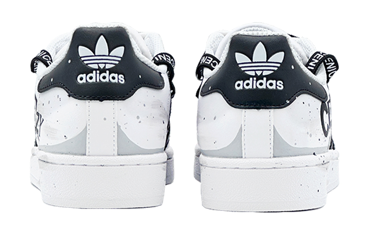 Shop 【カスタムシューズ】アディダスオリジナルス スーパースター「ストリートグラフィティ グレーホワイト」 EG4958(Team88-CRA爱情S-BOX)