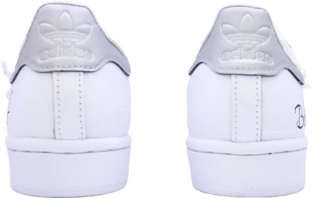 カスタム Superstar ADV "シルバーホワイトバレエ" EG4958(team253-芭蕾舞曲-BOX) Lookbook カスタム Superstar ADV "シルバーホワイトバレエ" EG4958(team253-芭蕾舞曲-BOX)