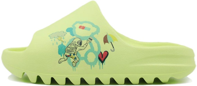 【客製球鞋】adidas originals Yeezy Slide 球場藝術家 太空塗鴉 太空人人字拖鞋 男女皆宜 蘋果綠 Buy 【客製球鞋】adidas originals Yeezy Slide 球場藝術家 太空塗鴉 太空人人字拖鞋 男女皆宜 蘋果綠