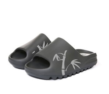 【カスタムシューズ】アディダス イージー スライド『バンブーグレー』 ID4132(Team243-手绘竹子) Shop 【カスタムシューズ】アディダス イージー スライド『バンブーグレー』 ID4132(Team243-手绘竹子)