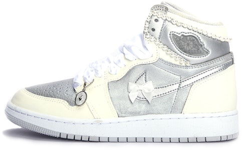 【客制球鞋】Jordan Air Jordan 1 High 氣泡水母 公主 小香風 高筒 復古籃球鞋 GS 米白銀 Buy 【客制球鞋】Jordan Air Jordan 1 High 氣泡水母 公主 小香風 高筒 復古籃球鞋 GS 米白銀