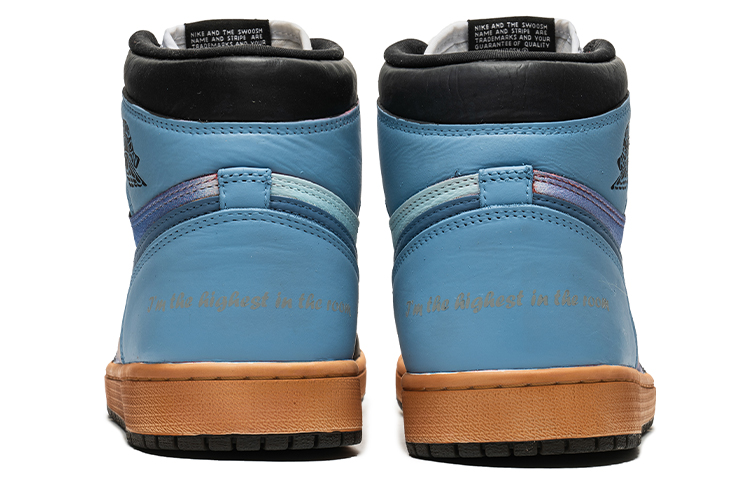 Shop [定制鞋款] Air Jordan 1 高帮 OG '黑蓝脚趾云' 555088-603(TeamB-专辑云海白蓝)