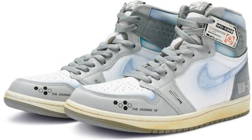 에어 조던 1 OG "블루 그레이 우주 캡슐" (58 characters) 555088-037(TeamR-男女同款太空舱) Lookbook 에어 조던 1 OG "블루 그레이 우주 캡슐" (58 characters) 555088-037(TeamR-男女同款太空舱)