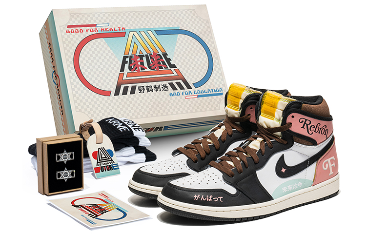 Buy [Kasut Custom] Air Jordan 1 High OG 'Blue Toe Hitam Merah Jambu' 555088-118(TeamB-复古未来黑粉G-BOX)