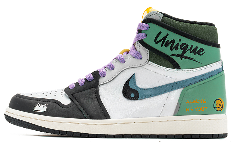 Buy [Kasut Tersuai] Air Jordan 1 High OG 'Granary Street Graffiti - Tai Chi Black Toe' 555088-118(TeamB-男女款太极白绿)