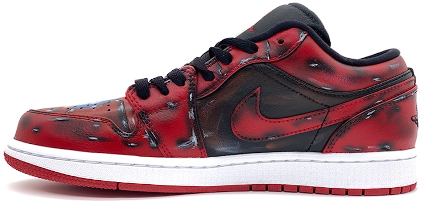 에어 조던 1 로우 '철갑 전투' (50 characters) 553558-606(Team柒-男款战损黑红钢铁侠) Order 에어 조던 1 로우 '철갑 전투' (50 characters) 553558-606(Team柒-男款战损黑红钢铁侠)