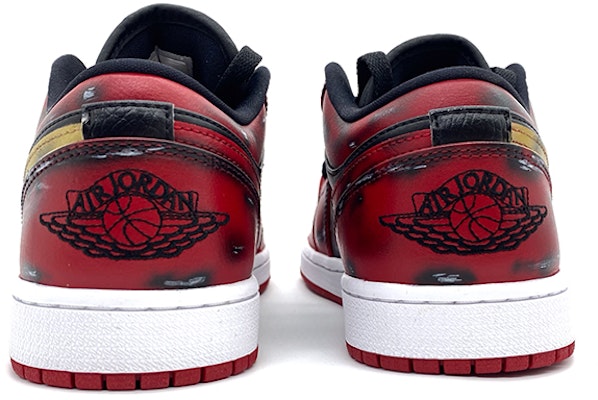 에어 조던 1 로우 '철갑 전투' (50 characters) 553558-606(Team柒-男款战损黑红钢铁侠) Purchase 에어 조던 1 로우 '철갑 전투' (50 characters) 553558-606(Team柒-男款战损黑红钢铁侠)