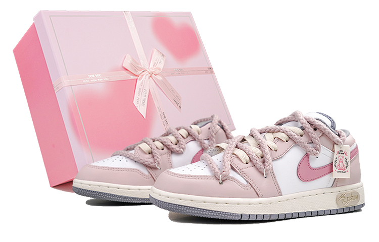 Buy [Sepatu Custom] Air Jordan 1 Low 'Bear Sweetheart' 553560-053(Team27-小熊甜心AJS-BOX)