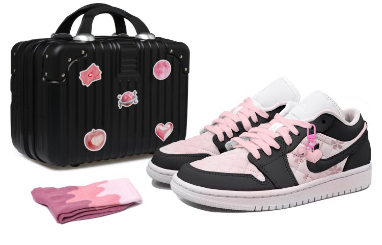 Buy [Sepatu Kustom] Air Jordan 1 Low 'Blush Hitam-Pink' DB6480-100(Team拾玖-黑粉樱花S-BOX）