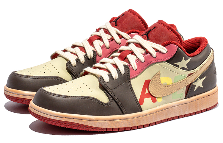 Shop [Sepatu Kustom] Air Jordan 1 Low 'Coklat-Merah Graffiti Bintang' 553558-163(Team22-男五角星棕粉A-BOX)