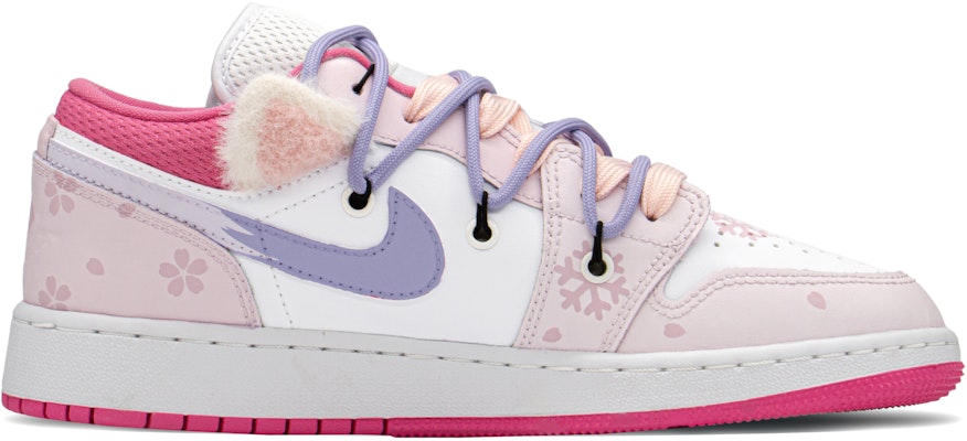 【カスタムシューズ】エアジョーダン1 ロー「城限定ピンクイヤー」 DR9498-168(TeamA-AJ城堡粉耳朵S-BOX) Lookbook 【カスタムシューズ】エアジョーダン1 ロー「城限定ピンクイヤー」 DR9498-168(TeamA-AJ城堡粉耳朵S-BOX)