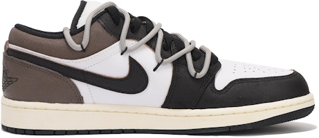 에어 조던 1 로우 '체스트넛 데콘 포스트잇' 커스텀 DZ4130-201(Team59-男款黑棕三) Lookbook 에어 조던 1 로우 '체스트넛 데콘 포스트잇' 커스텀 DZ4130-201(Team59-男款黑棕三)