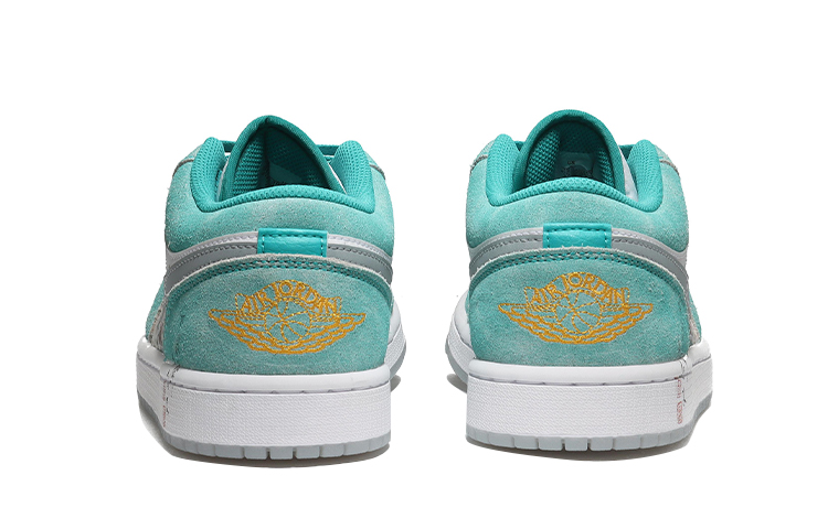 Purchase [Sepatu Custom] Air Jordan 1 Low 'Seni Cina Hijau' DN3705-301(Team10-水心云影）