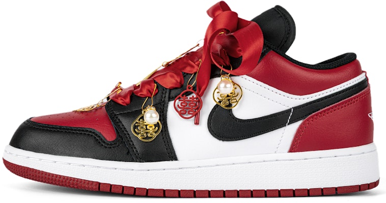 【訂製球鞋】 Jordan Air Jordan 1 低筒 結婚主題 中式 禮盒 秀禾 婚鞋 古風雙喜 珍珠掛飾喜慶 百搭 低筒 復古籃球 Buy 【訂製球鞋】 Jordan Air Jordan 1 低筒 結婚主題 中式 禮盒 秀禾 婚鞋 古風雙喜 珍珠掛飾喜慶 百搭 低筒 復古籃球