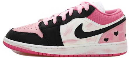 カスタムシューズ:「エアジョーダン1 ロー ドーパミンフローラルハート黒白」 DR9498-168(Team拾玖-黑粉花朵S-BOX) Order カスタムシューズ:「エアジョーダン1 ロー ドーパミンフローラルハート黒白」 DR9498-168(Team拾玖-黑粉花朵S-BOX)