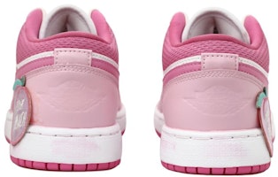 【客製化球鞋】 Jordan Air Jordan 1 OKHR 多巴胺 桃子 可愛 PINK 低筒 復古籃球鞋 GS 白粉 Shop 【客製化球鞋】 Jordan Air Jordan 1 OKHR 多巴胺 桃子 可愛 PINK 低筒 復古籃球鞋 GS 白粉