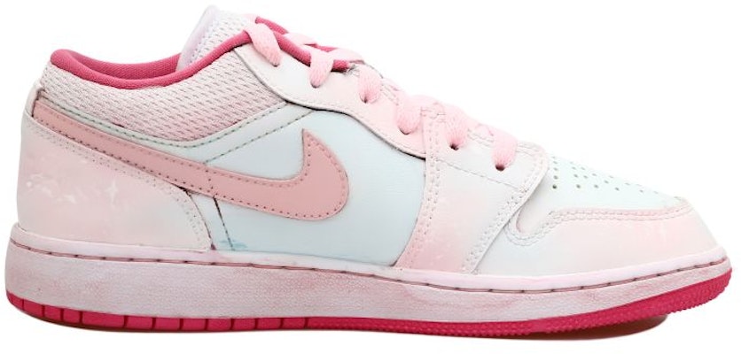 【カスタムシューズ】エアジョーダン1ロー「ドーパミンロマンス」 DR9498-168(Team拾玖-浪漫月光S-BOX) Lookbook 【カスタムシューズ】エアジョーダン1ロー「ドーパミンロマンス」 DR9498-168(Team拾玖-浪漫月光S-BOX)