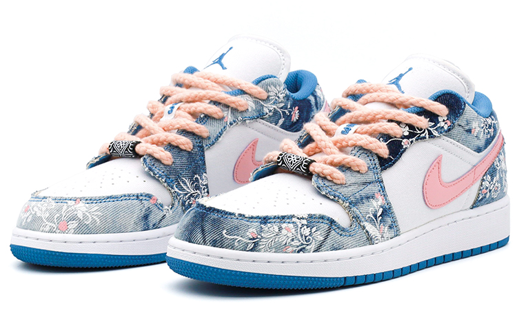 Lookbook 【定制鞋款】Air Jordan 1 低帮'花卉水洗牛仔涂鸦 白蓝' DM8947-100(Team肆-丹宁水洗花卉A)