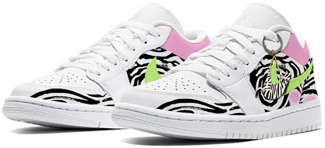 【定制鞋款】Air Jordan 1 Low '涂鸦斑马' 553558-112(TeamE-男女款绑架斑马黑白粉) Lookbook 【定制鞋款】Air Jordan 1 Low '涂鸦斑马' 553558-112(TeamE-男女款绑架斑马黑白粉)