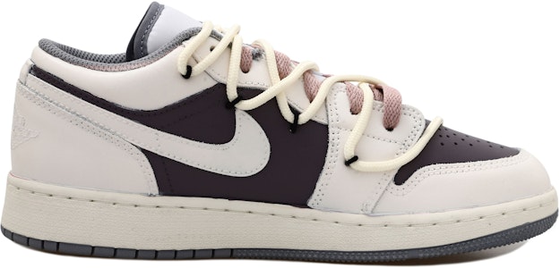 커스텀 에어 조던 1 로우 '블랙 모카' (Custom Air Jordan 1 Low 'Black Mocha') 553560-053(Team拾玖-高街黑巧S-BOX) Order 커스텀 에어 조던 1 로우 '블랙 모카' (Custom Air Jordan 1 Low 'Black Mocha') 553560-053(Team拾玖-高街黑巧S-BOX)