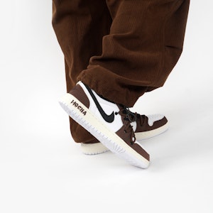 커스텀 에어 조던 1 로우 '모카 블랙 펑크' (Custom Air Jordan 1 Low 'Mocha Black Punk') FB9139-002(Team拾柒-女款黑巧摩卡球鞋低帮) 2