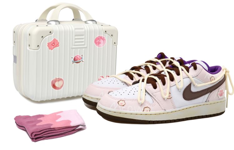 Buy [定制鞋款] Air Jordan 1 Low '摩卡猫爪涂鸦' 553560-215(Team拾玖-挚爱喵喵S-BOX）