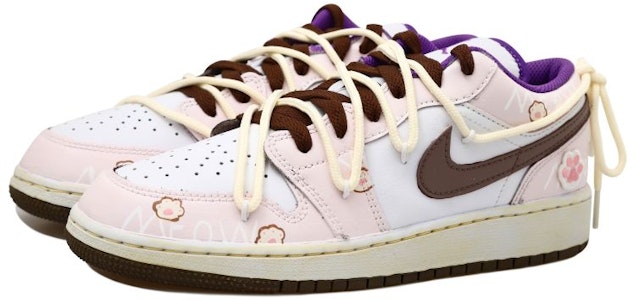 【訂製球鞋】Jordan Air Jordan 1 Low OKHR 貓咪爪印 塗鴉 摩卡 解構風 貼布 做舊 低筒 復古籃球鞋 GS 白棕粉 Shop 【訂製球鞋】Jordan Air Jordan 1 Low OKHR 貓咪爪印 塗鴉 摩卡 解構風 貼布 做舊 低筒 復古籃球鞋 GS 白棕粉