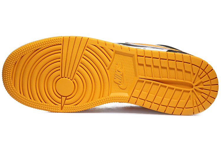 Details for 【客製球鞋】Jordan Air Jordan 1 Low 賽車世界 秋名山 潮酷時尚 低筒 復古籃球鞋 GS 黃白