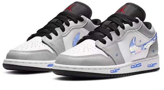 에어 조던 1 로우 '미스틱 코스모스' (커스텀) 553558-030-450512 Lookbook 에어 조던 1 로우 '미스틱 코스모스' (커스텀) 553558-030-450512