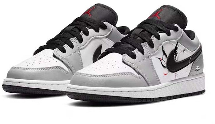 에어 조던 1 로우 '회학송'(灰鶴松) 553558-030-450479 Lookbook 에어 조던 1 로우 '회학송'(灰鶴松) 553558-030-450479