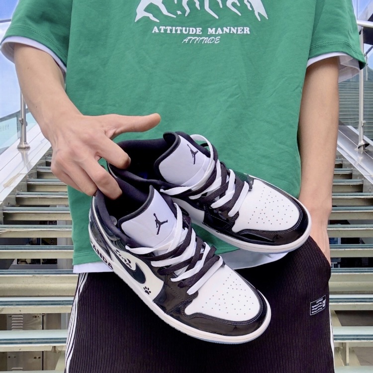 Cheap 커스텀 에어 조던 1 로우 '팬더' (유광) DV1309-100(Team40-男款漆皮熊猫S-BOX)